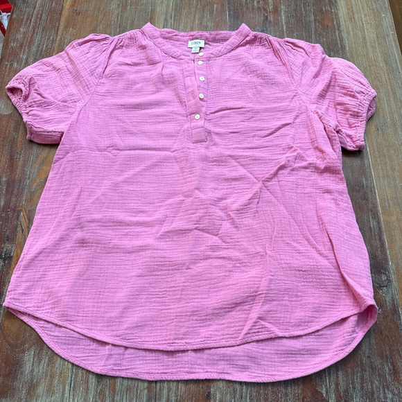 J.CREW Tops - J Crew Pink Gauze Short Sleeve Tee XL